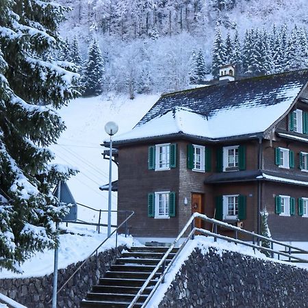 Szilvias Bergwiesenblick - Emmetten Ganze Etage - 4 Zimmer Apartment Bagian luar foto